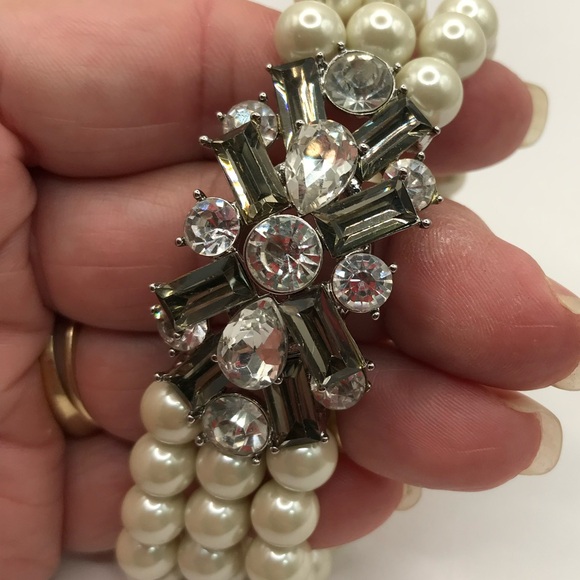 Lustrous Triple Strand Faux Pearl and Crystal Stretch Bracelet - Picture 7 of 7